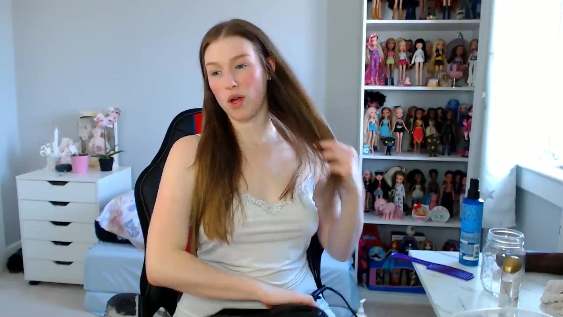 Gallery image thumbnail from GemmaMinx's myfreecams stream on, 04/30/2025, 17:59 image 7 of 20