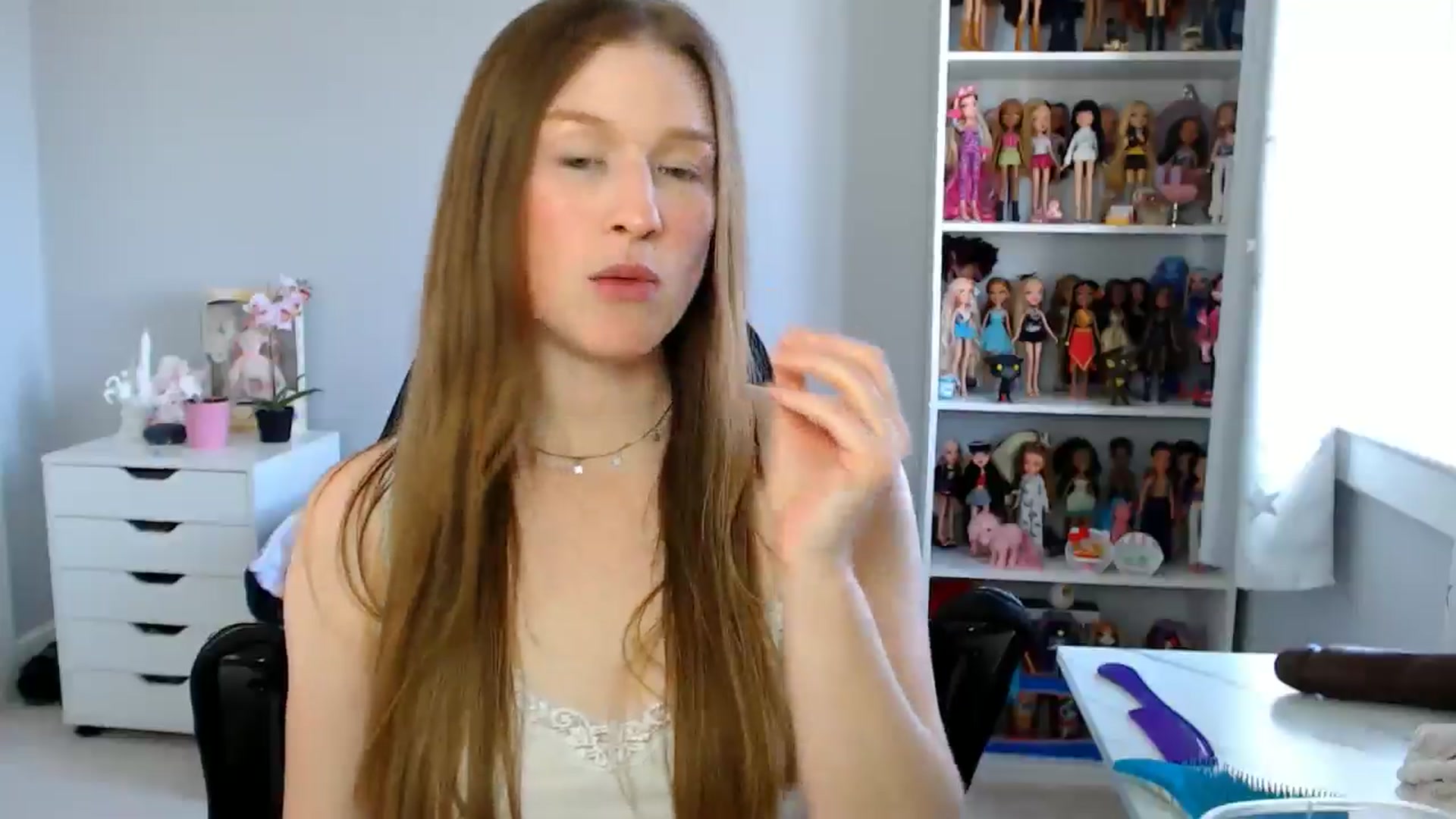 Gallery image thumbnail from GemmaMinx's myfreecams stream on, 04/30/2025, 17:59 image 19 of 20