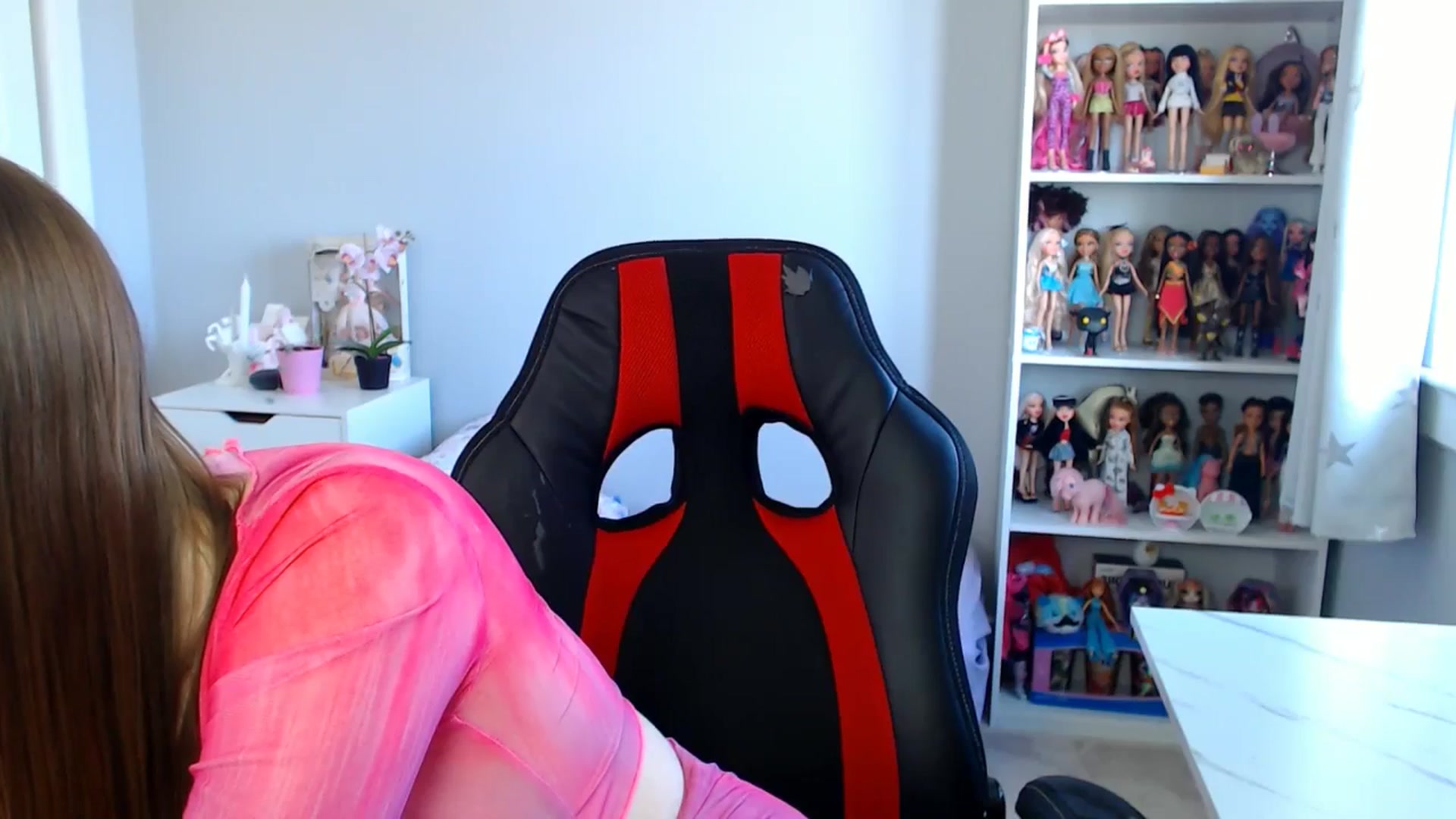 Gallery image thumbnail from GemmaMinx's myfreecams stream on, 05/12/2025, 16:00 image 2 of 20