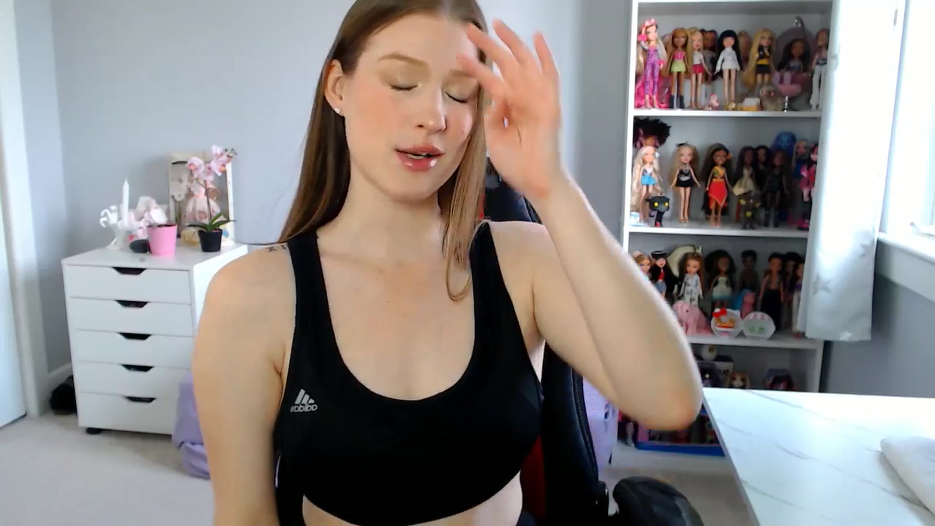 Gallery image thumbnail from GemmaMinx's myfreecams stream on, 05/13/2025, 15:29 image 3 of 20