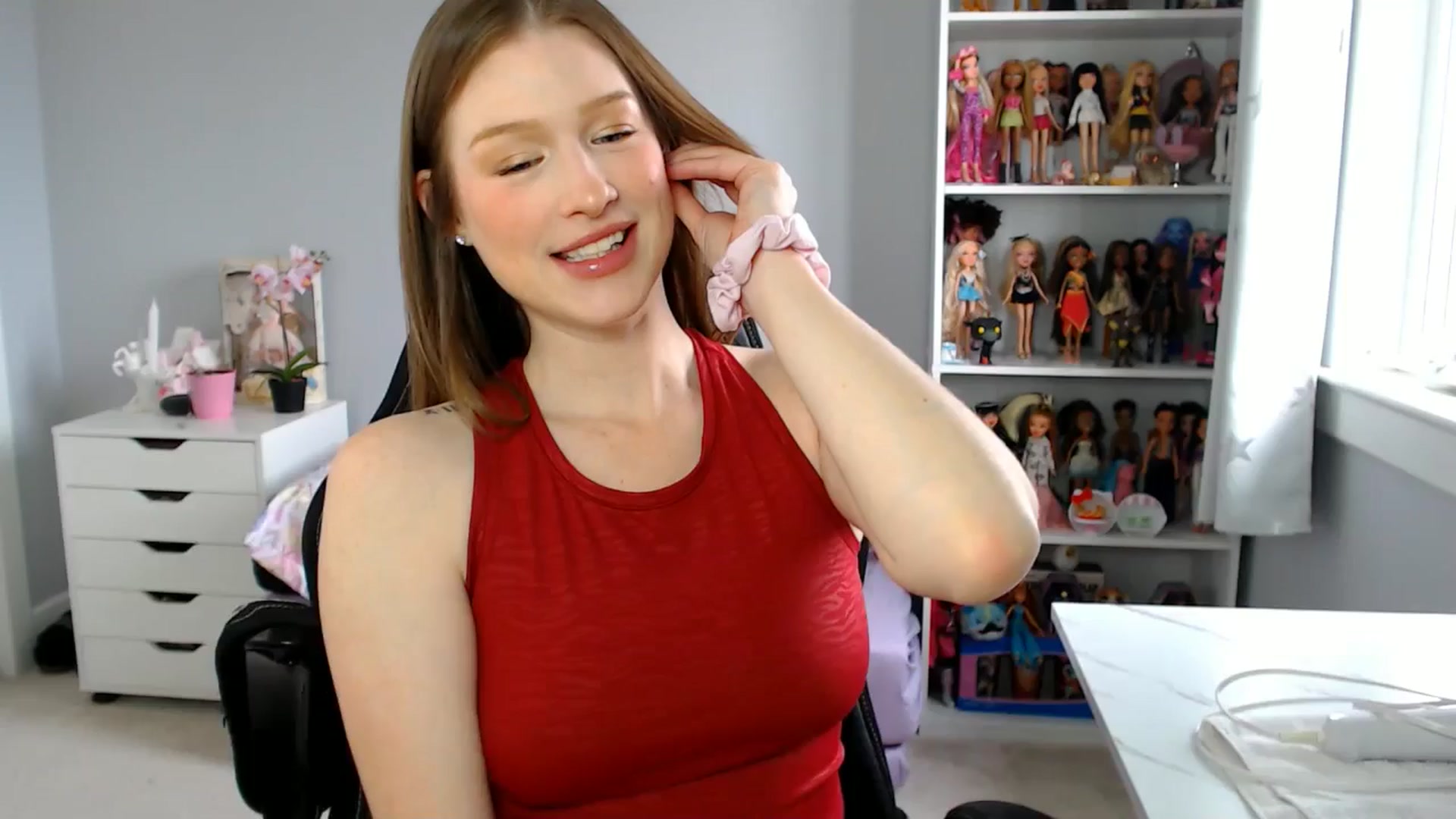 Gallery image thumbnail from GemmaMinx's myfreecams stream on, 05/14/2025, 19:19 image 1 of 20