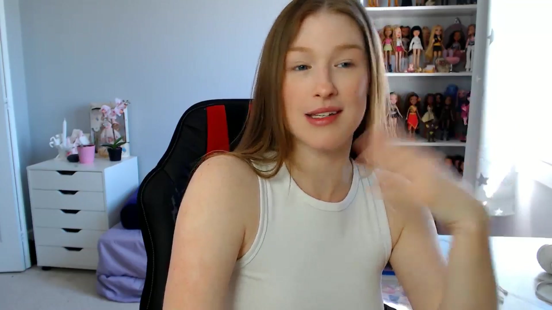 Gallery image thumbnail from GemmaMinx's myfreecams stream on, 05/26/2025, 18:57 image 12 of 20