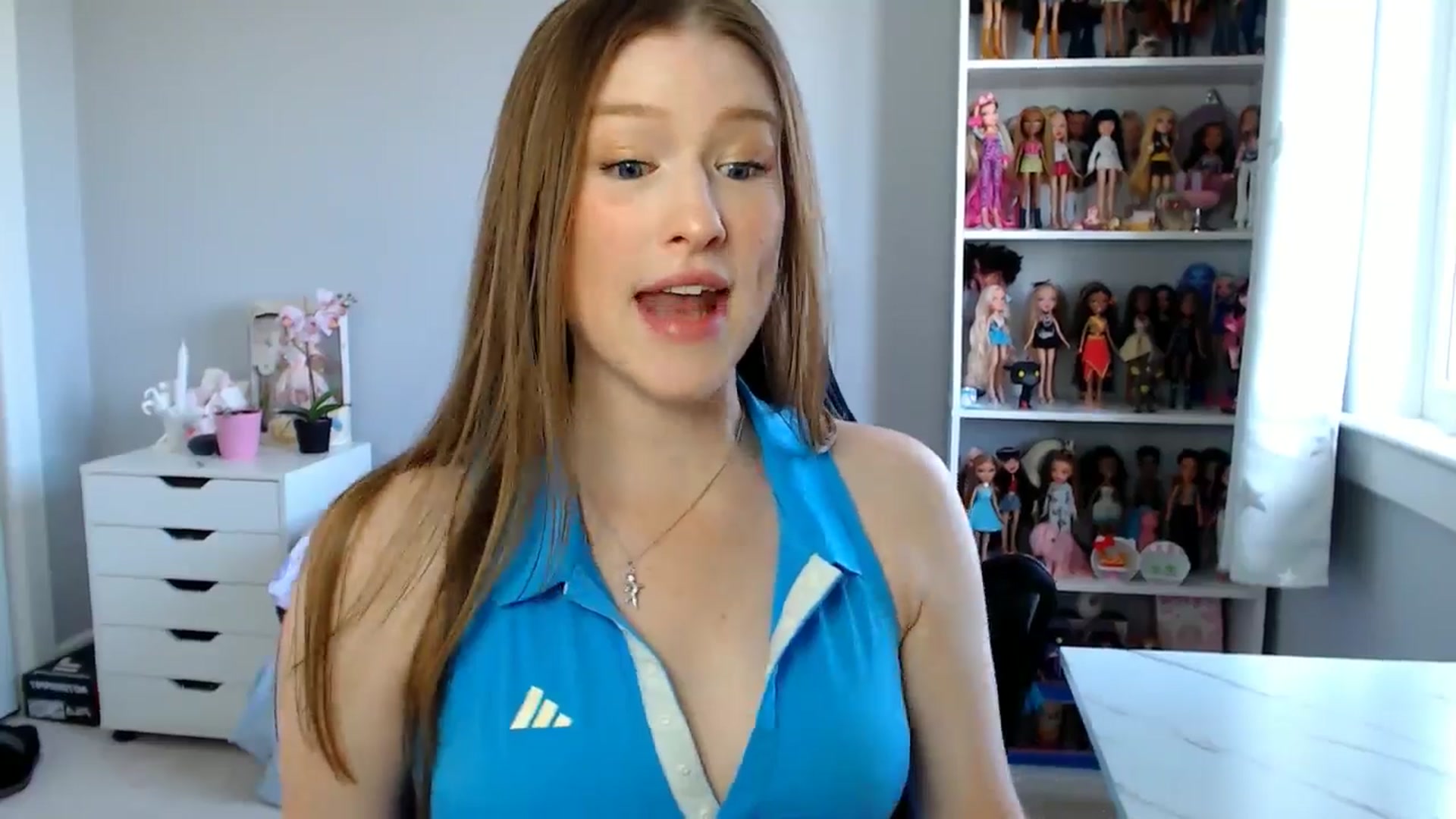 Gallery image thumbnail from GemmaMinx's myfreecams stream on, 05/27/2025, 17:19 image 17 of 20