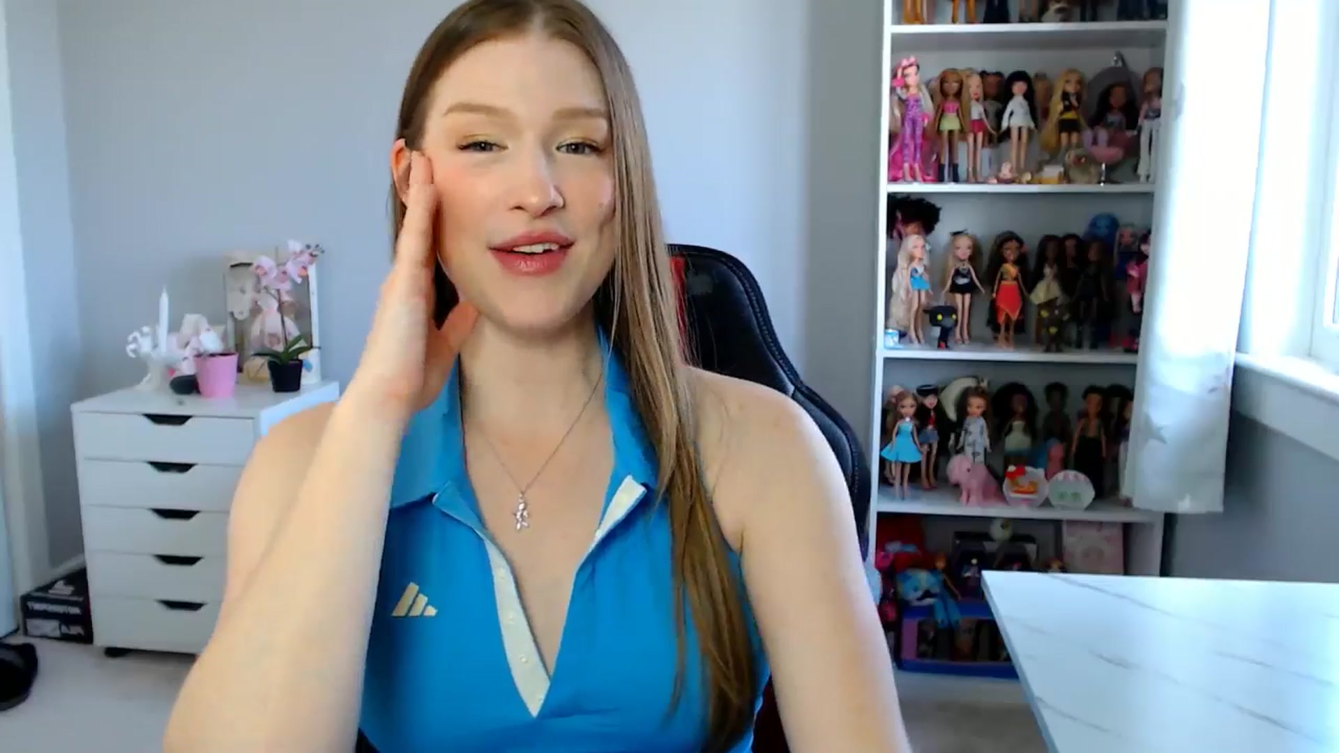 Gallery image thumbnail from GemmaMinx's myfreecams stream on, 05/27/2025, 17:19 image 10 of 20