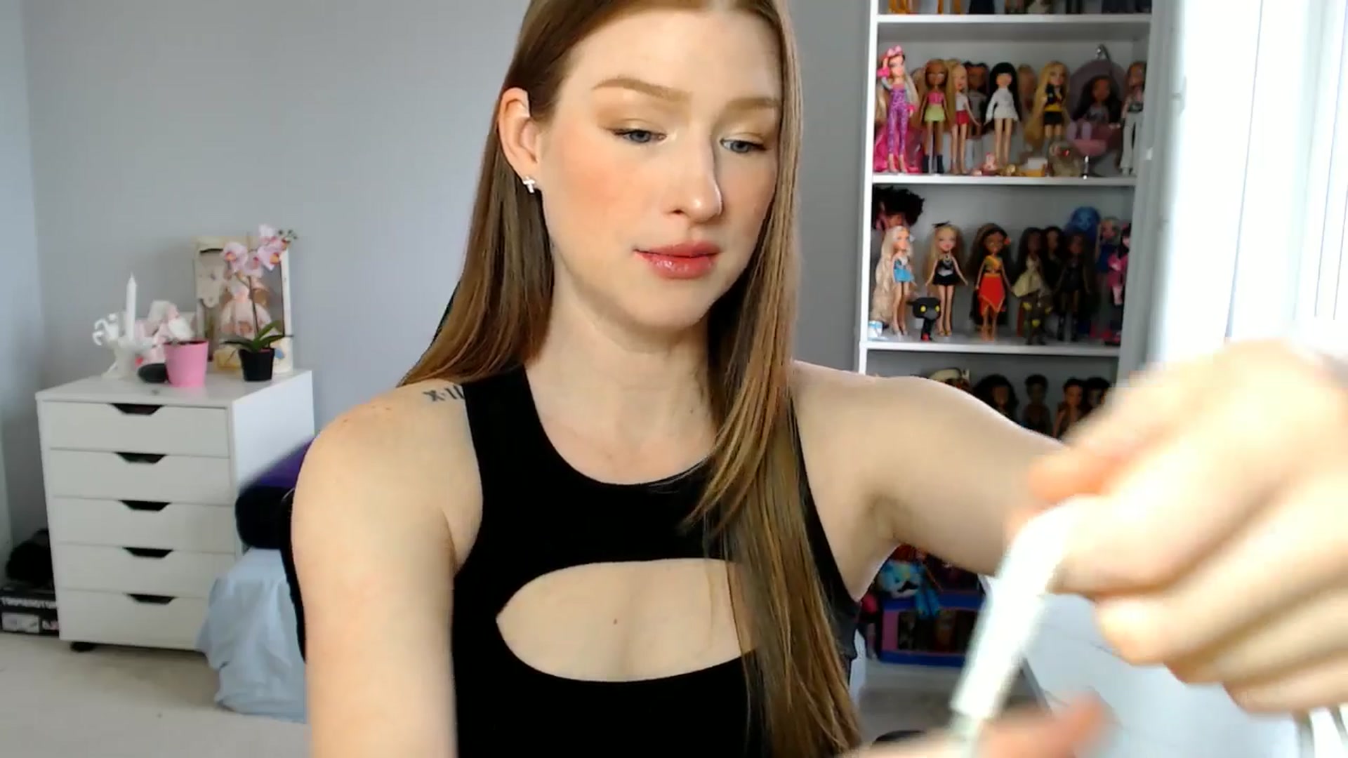 Gallery image thumbnail from GemmaMinx's myfreecams stream on, 05/29/2025, 18:04 image 4 of 20