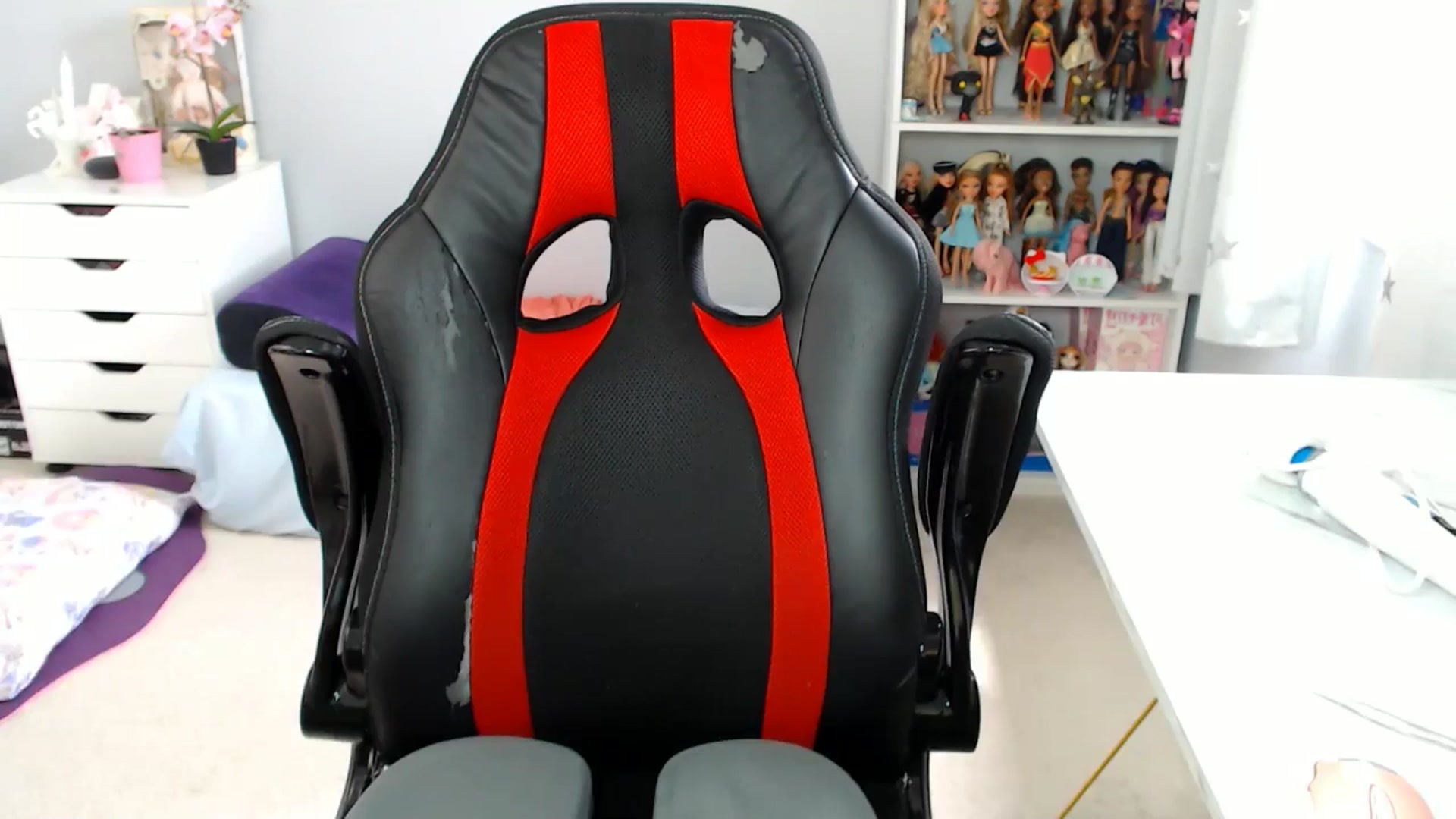 Gallery image thumbnail from GemmaMinx's myfreecams stream on, 05/29/2025, 19:07 image 4 of 20