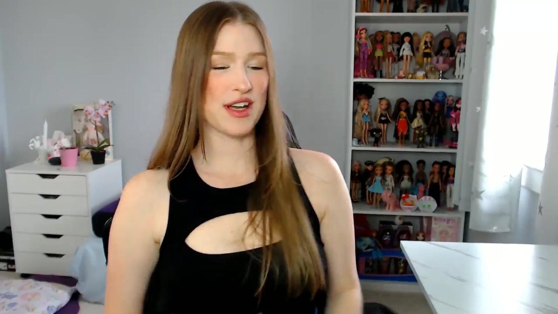 Gallery image thumbnail from GemmaMinx's myfreecams stream on, 05/29/2025, 19:07 image 11 of 20