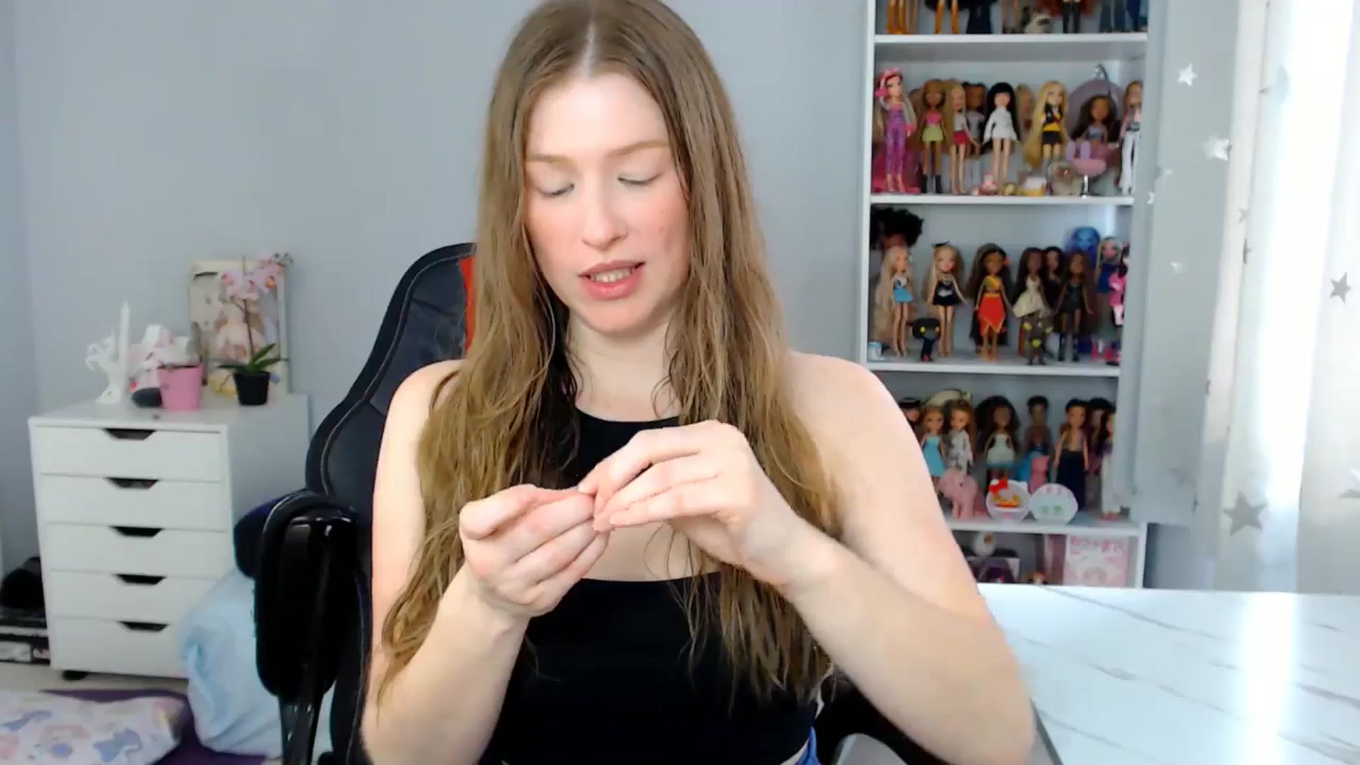 Gallery image thumbnail from GemmaMinx's myfreecams stream on, 05/29/2025, 20:28 image 13 of 20