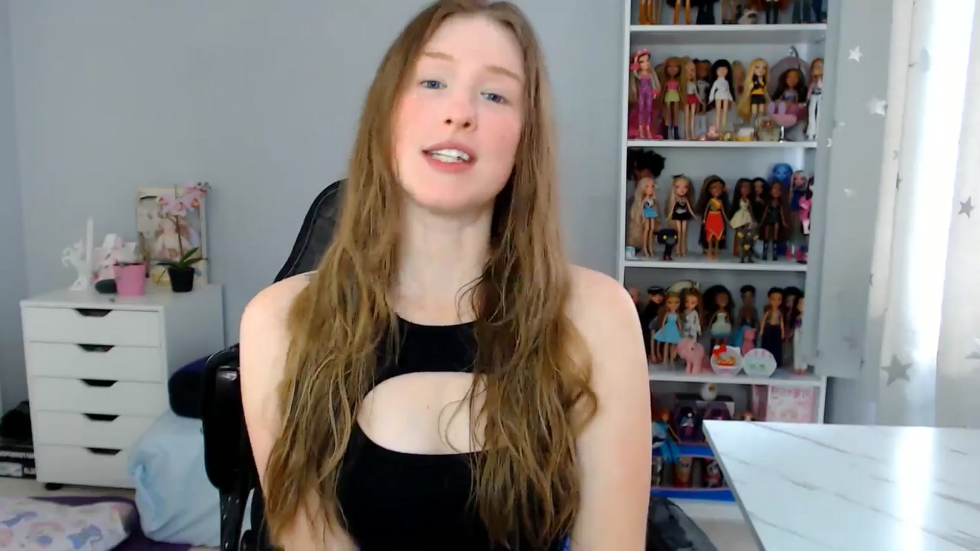 Gallery image thumbnail from GemmaMinx's myfreecams stream on, 05/29/2025, 20:28 image 14 of 20