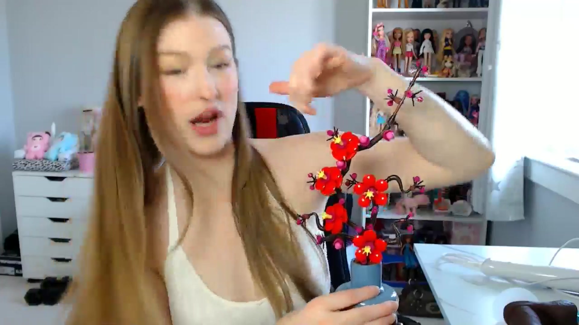 Gallery image thumbnail from GemmaMinx's myfreecams stream on, 06/10/2025, 16:08 image 16 of 20