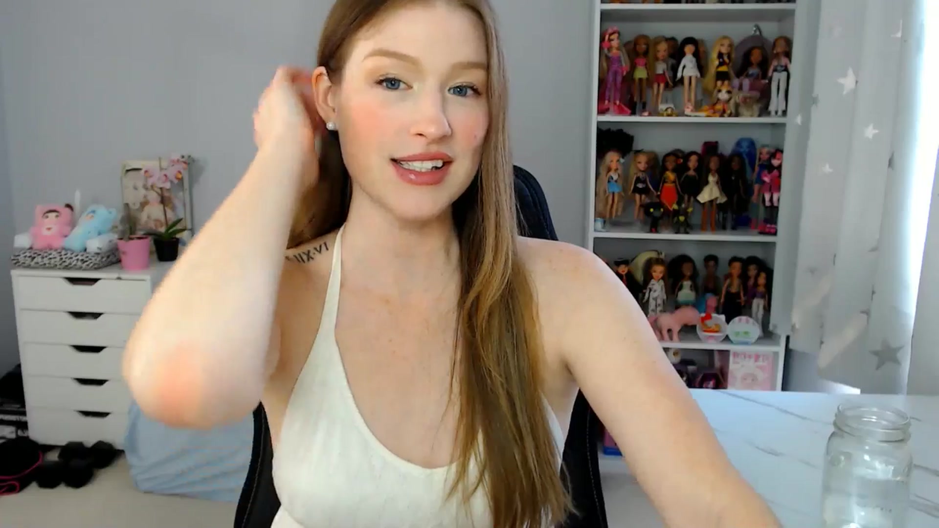 Gallery image thumbnail from GemmaMinx's myfreecams stream on, 06/10/2025, 18:45 image 17 of 20