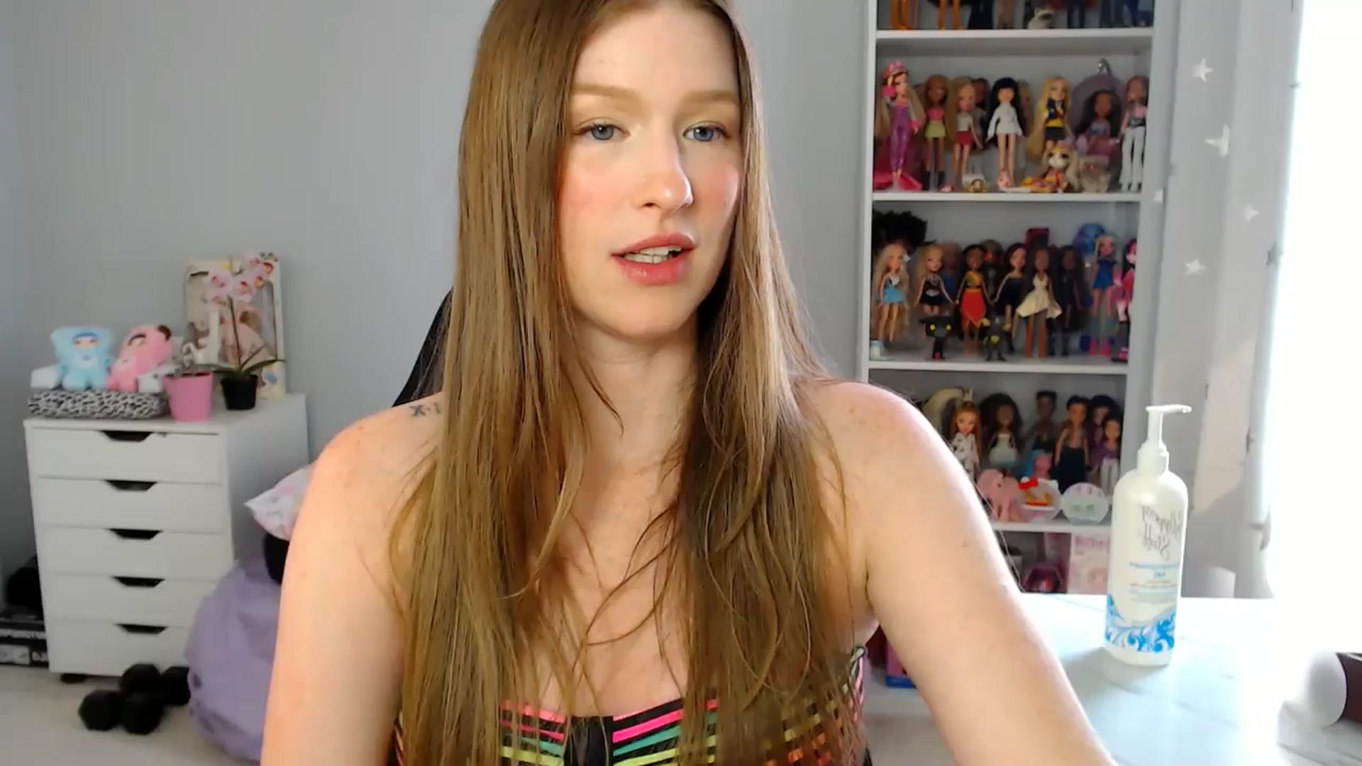 Gallery image thumbnail from GemmaMinx's myfreecams stream on, 06/24/2025, 19:23 image 1 of 20
