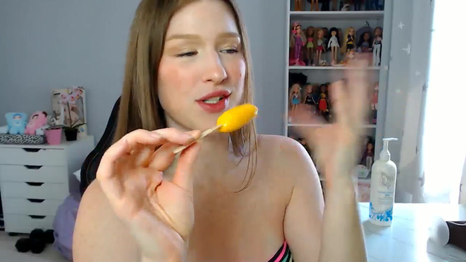 Gallery image thumbnail from GemmaMinx's myfreecams stream on, 06/24/2025, 19:23 image 12 of 20