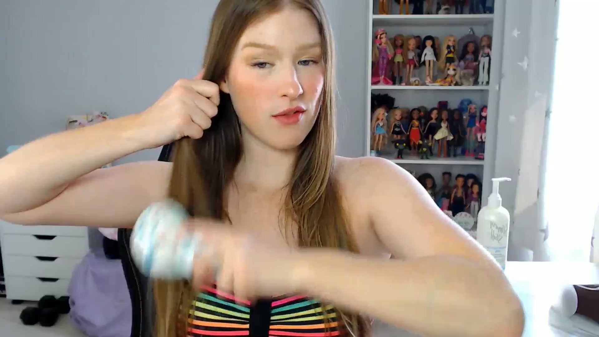 Gallery image thumbnail from GemmaMinx's myfreecams stream on, 06/24/2025, 19:23 image 14 of 20
