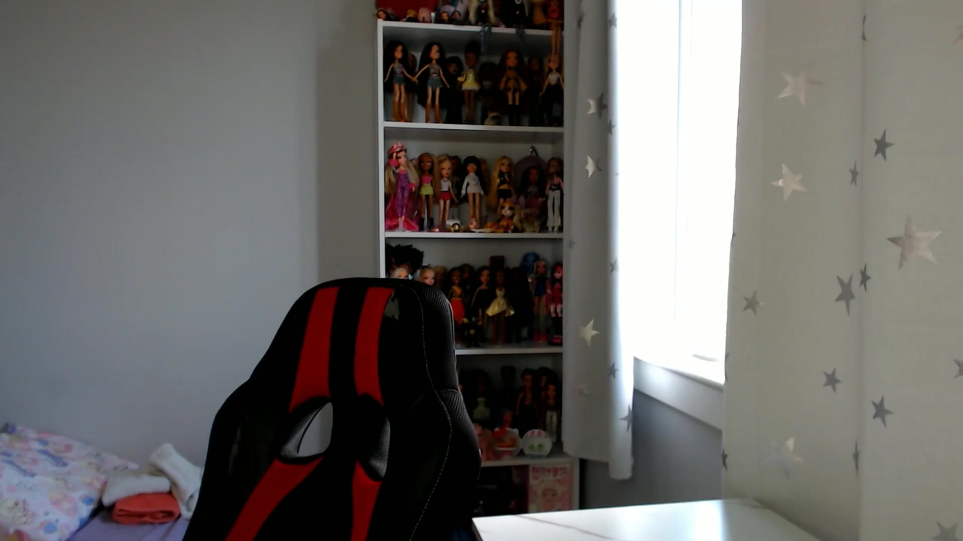Gallery image thumbnail from GemmaMinx's myfreecams stream on, 06/25/2025, 20:32 image 3 of 20