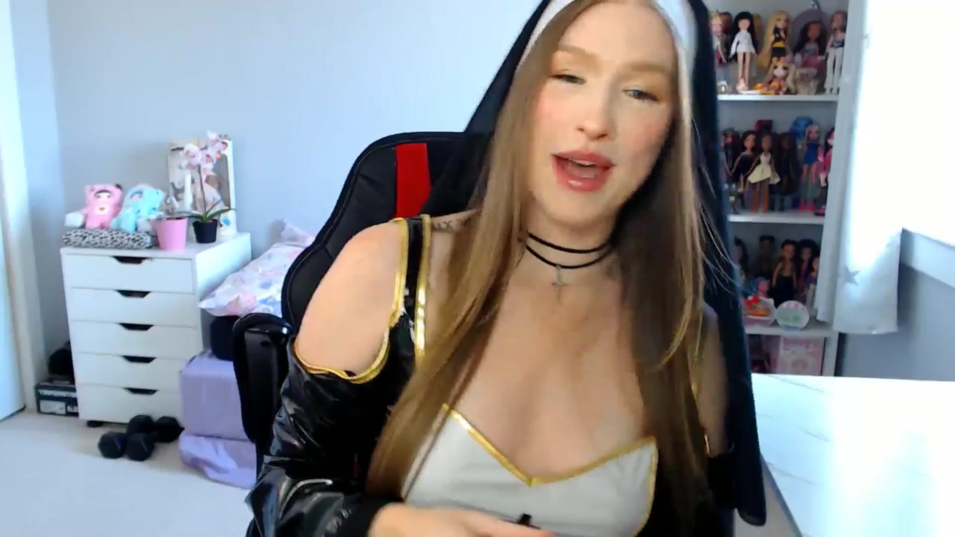 Gallery image thumbnail from GemmaMinx's myfreecams stream on, 06/29/2025, 18:42 image 13 of 20