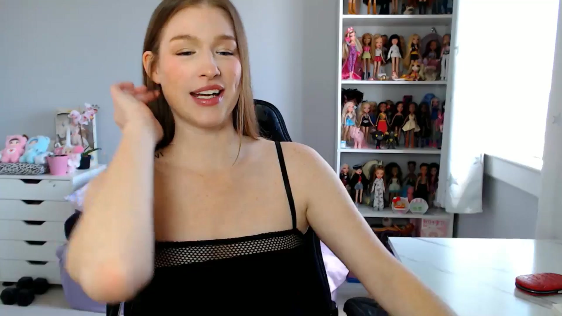 Gallery image thumbnail from GemmaMinx's myfreecams stream on, 07/12/2025, 18:41 image 17 of 20