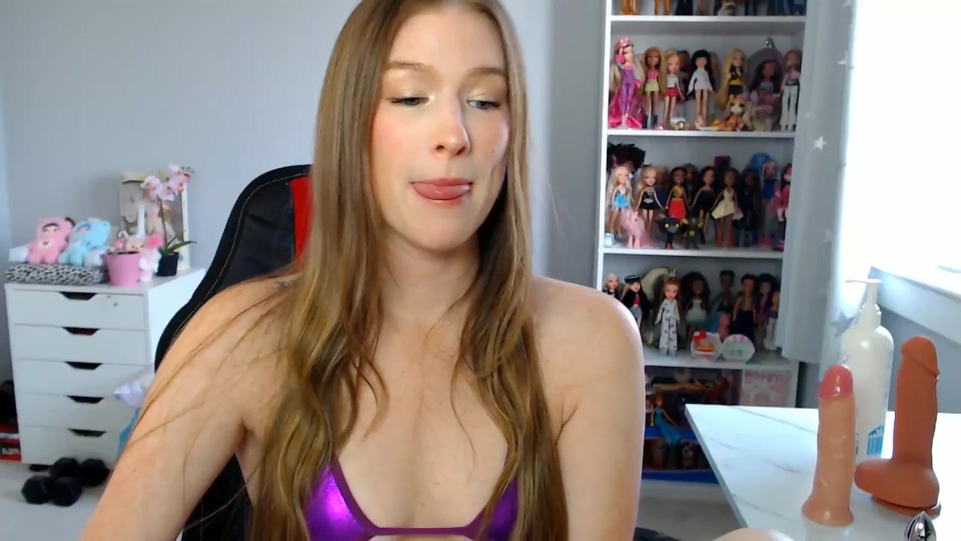 Gallery image thumbnail from GemmaMinx's myfreecams stream on, 07/15/2025, 17:08 image 10 of 20