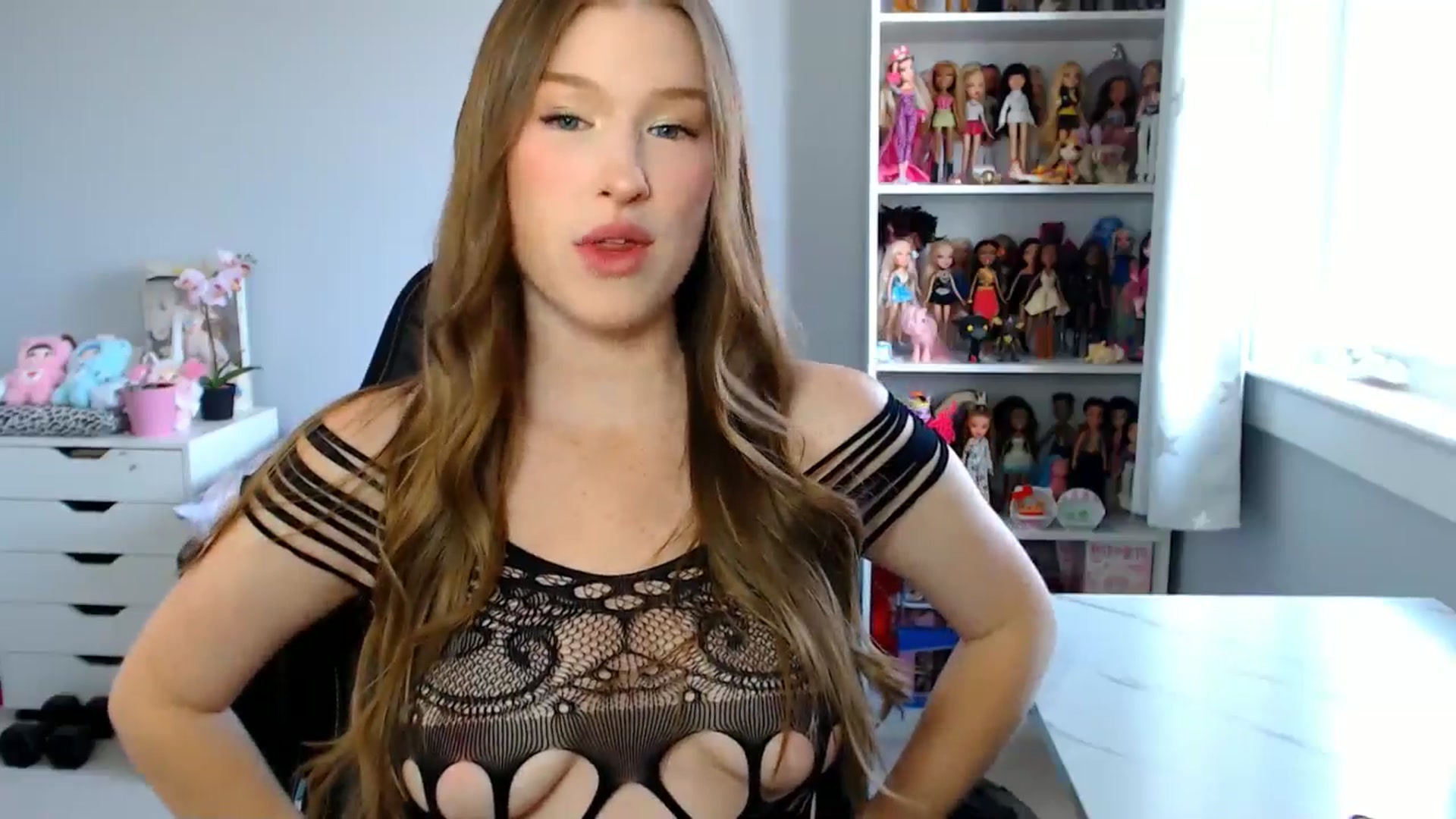 Gallery image thumbnail from GemmaMinx's myfreecams stream on, 07/28/2025, 16:59 image 18 of 20