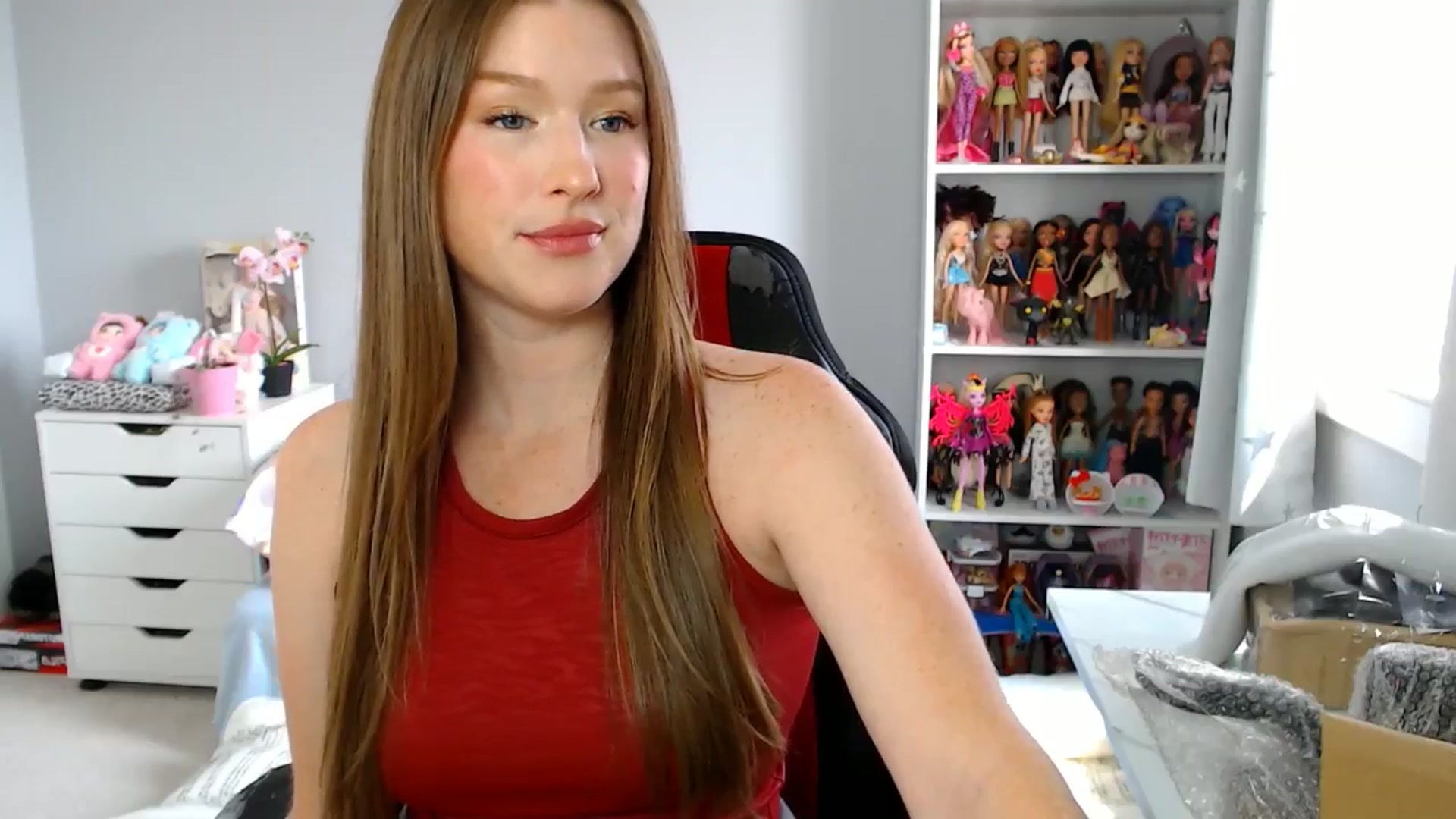 Gallery image thumbnail from GemmaMinx's myfreecams stream on, 08/08/2025, 20:16 image 2 of 20