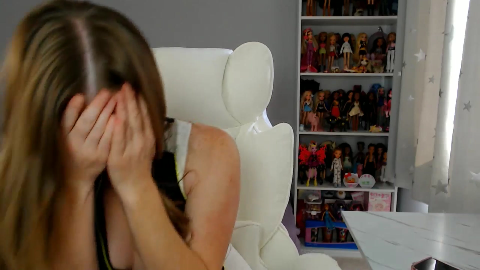 Gallery image thumbnail from GemmaMinx's myfreecams stream on, 08/10/2025, 20:02 image 8 of 20