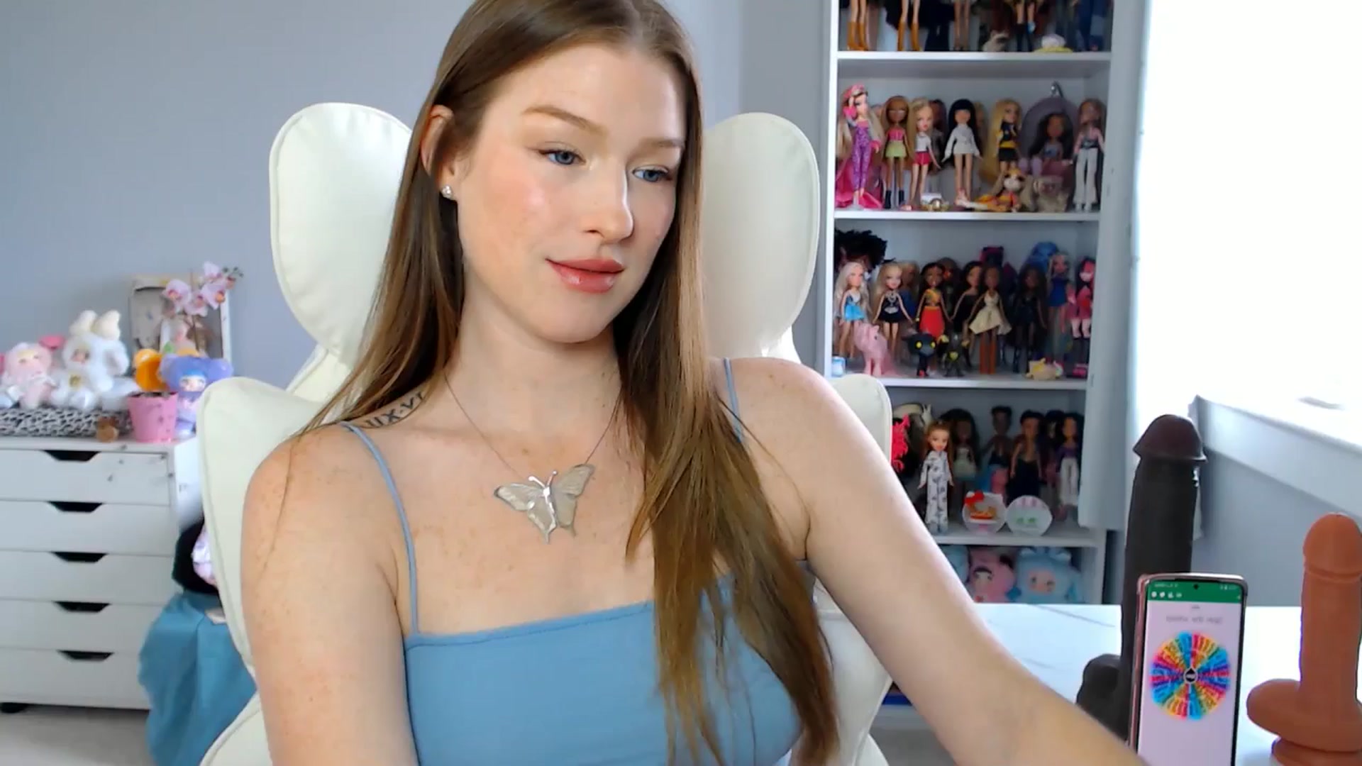 Gallery image thumbnail from GemmaMinx's myfreecams stream on, 08/25/2025, 16:37 image 16 of 20