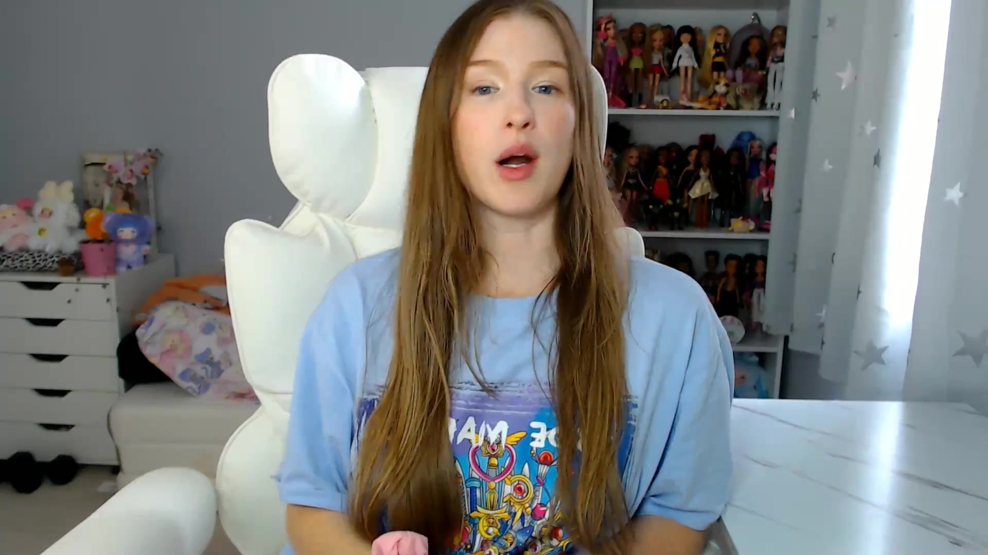 Gallery image thumbnail from GemmaMinx's myfreecams stream on, 08/25/2025, 20:04 image 20 of 20