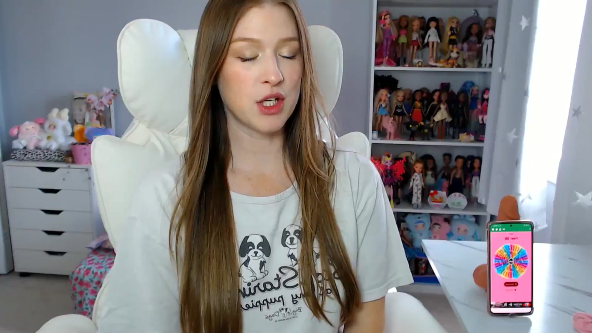 Gallery image thumbnail from GemmaMinx's myfreecams stream on, 08/26/2025, 19:35 image 15 of 20