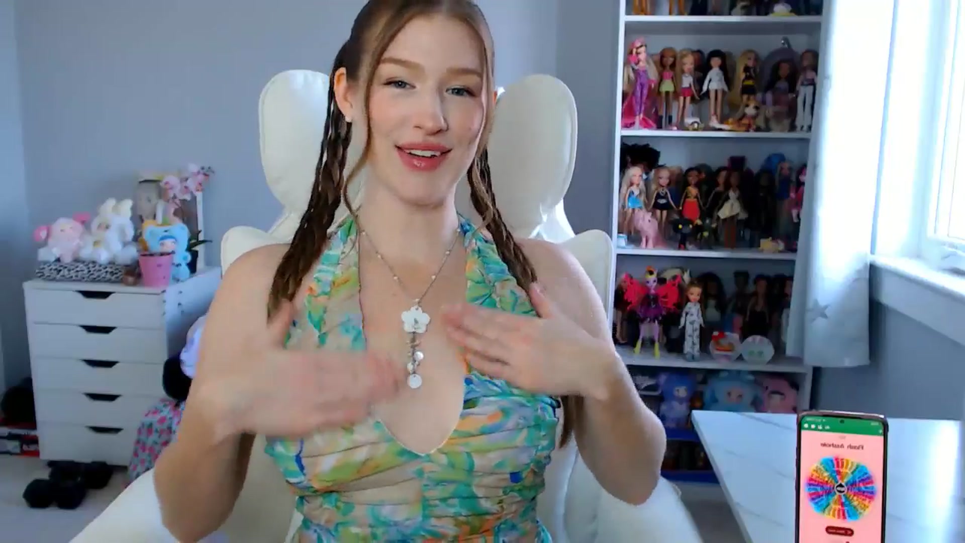 Gallery image thumbnail from GemmaMinx's myfreecams stream on, 08/28/2025, 15:23 image 8 of 20