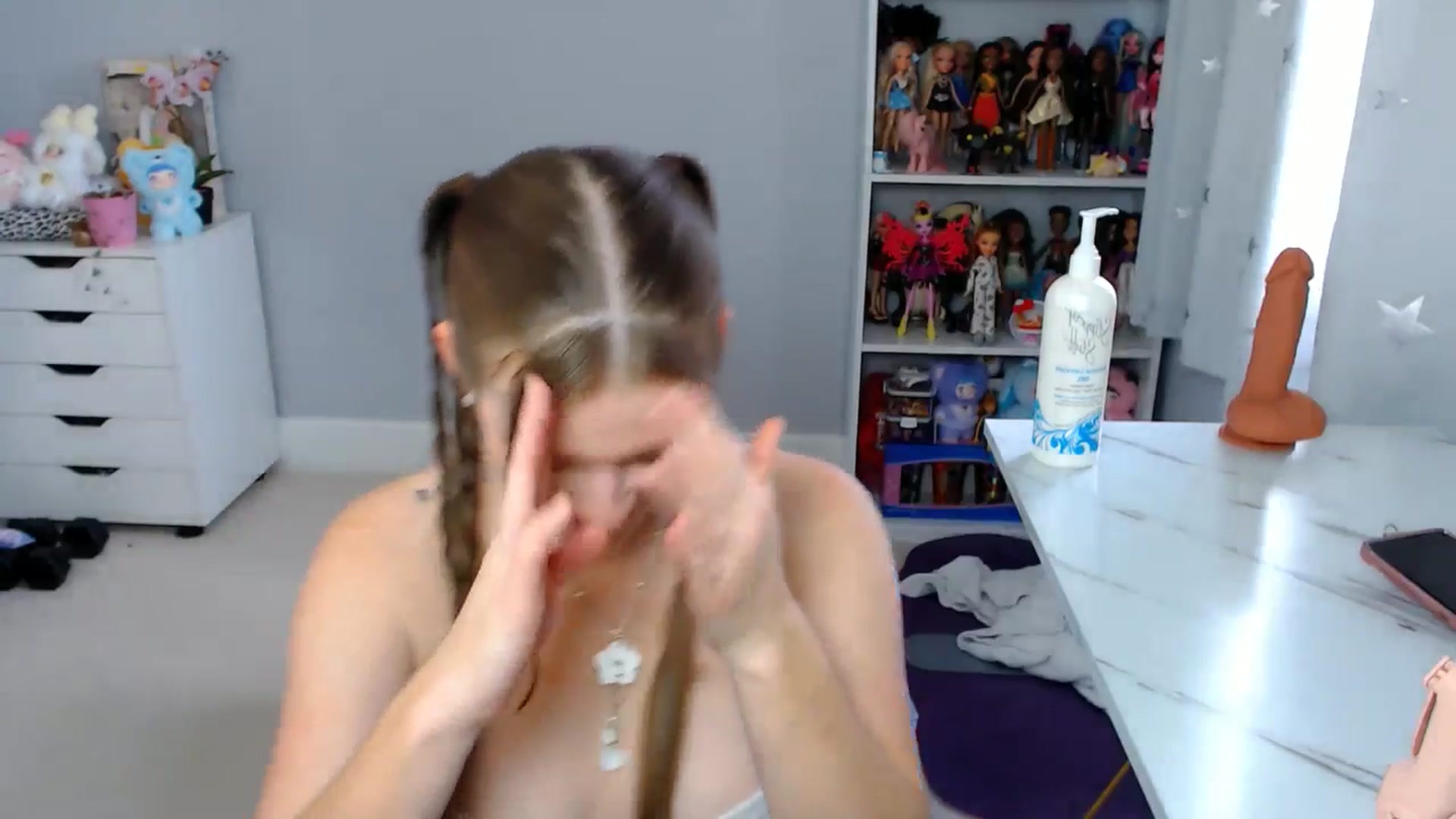 Gallery image thumbnail from GemmaMinx's myfreecams stream on, 08/28/2025, 16:04 image 13 of 20