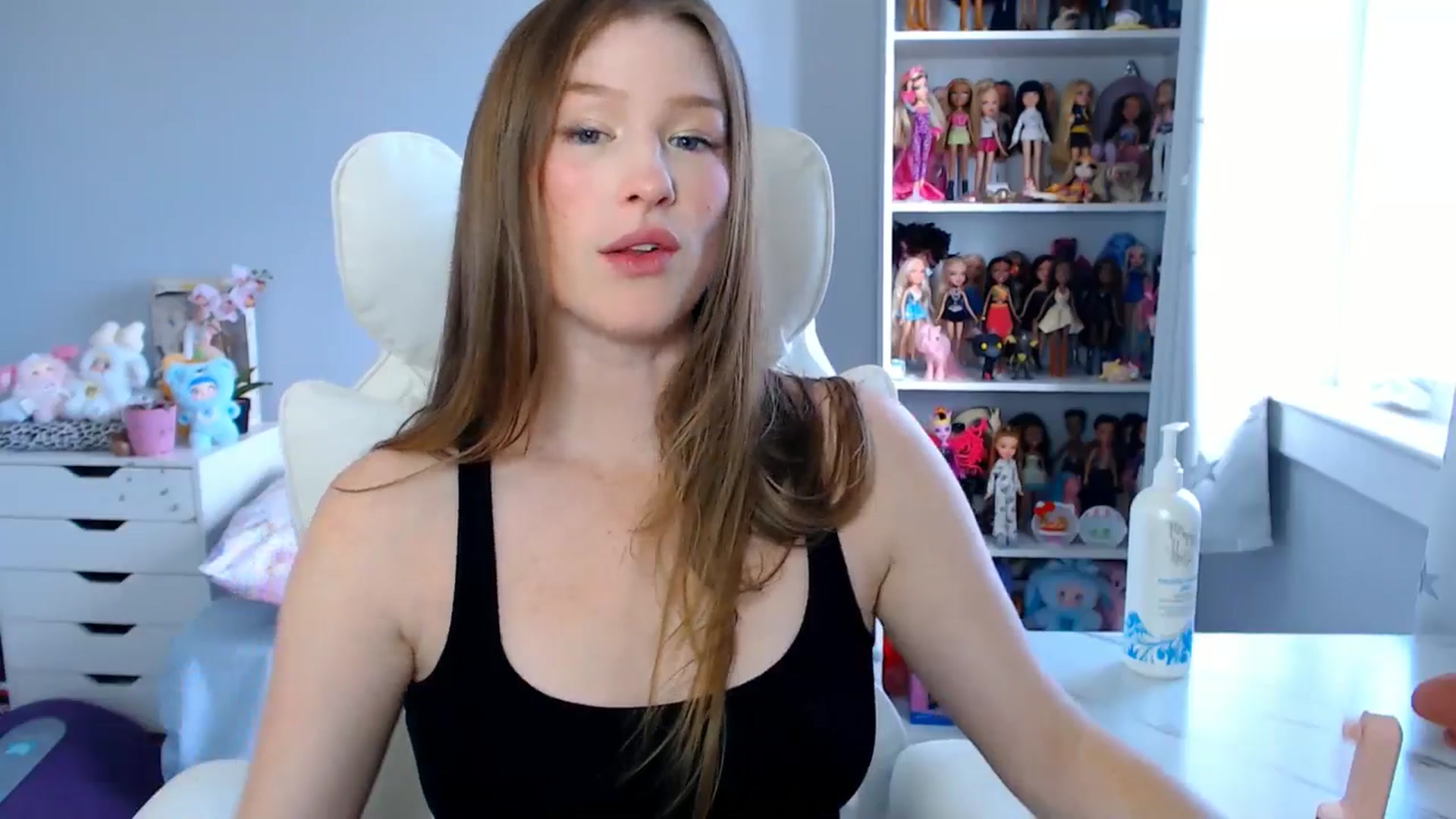 Gallery image thumbnail from GemmaMinx's myfreecams stream on, 08/30/2025, 18:05 image 4 of 20