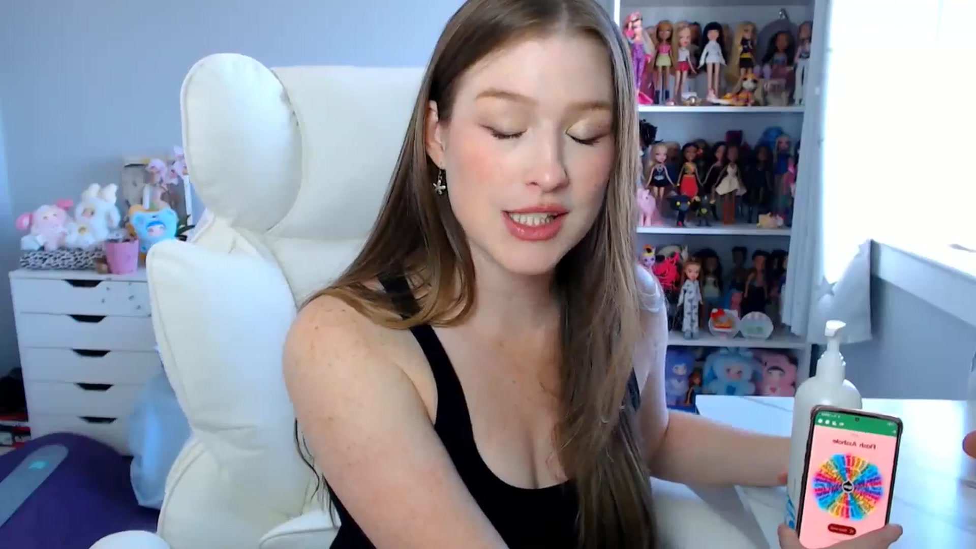 Gallery image thumbnail from GemmaMinx's myfreecams stream on, 08/30/2025, 18:05 image 13 of 20