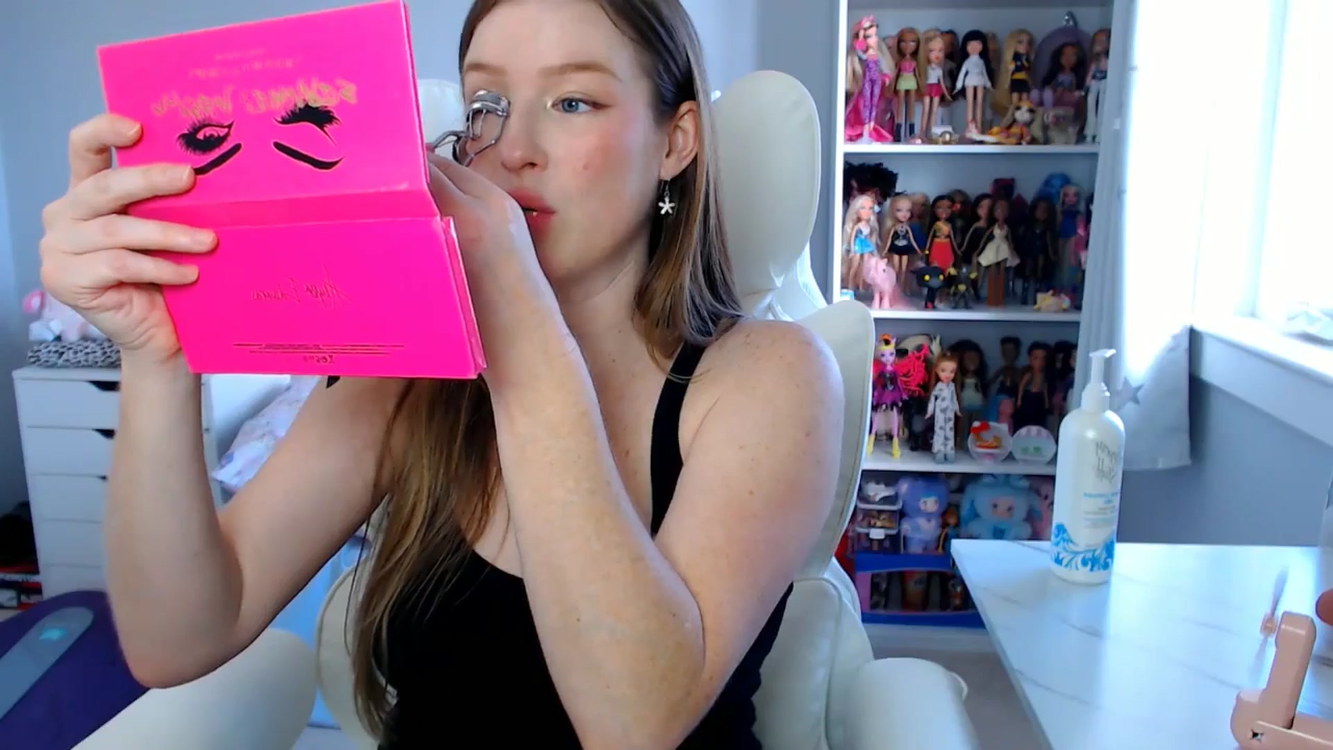 Gallery image thumbnail from GemmaMinx's myfreecams stream on, 08/30/2025, 18:05 image 8 of 20