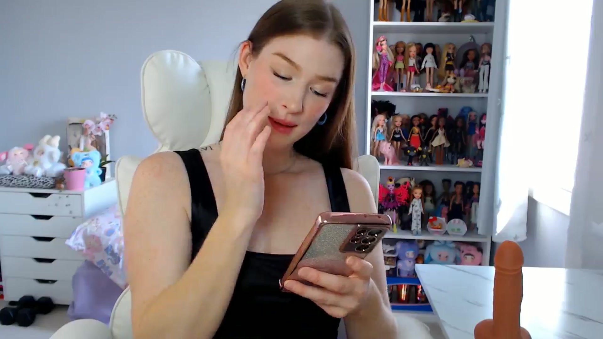 Gallery image thumbnail from GemmaMinx's myfreecams stream on, 09/05/2025, 19:27 image 13 of 20