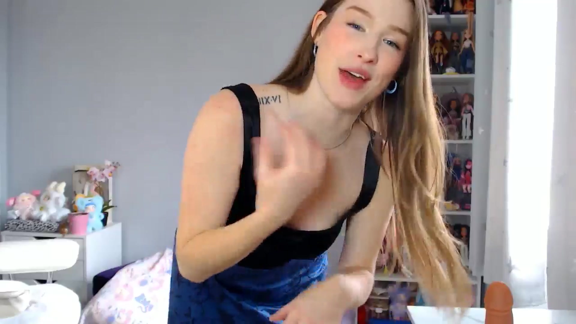 Gallery image thumbnail from GemmaMinx's myfreecams stream on, 09/05/2025, 19:27 image 19 of 20