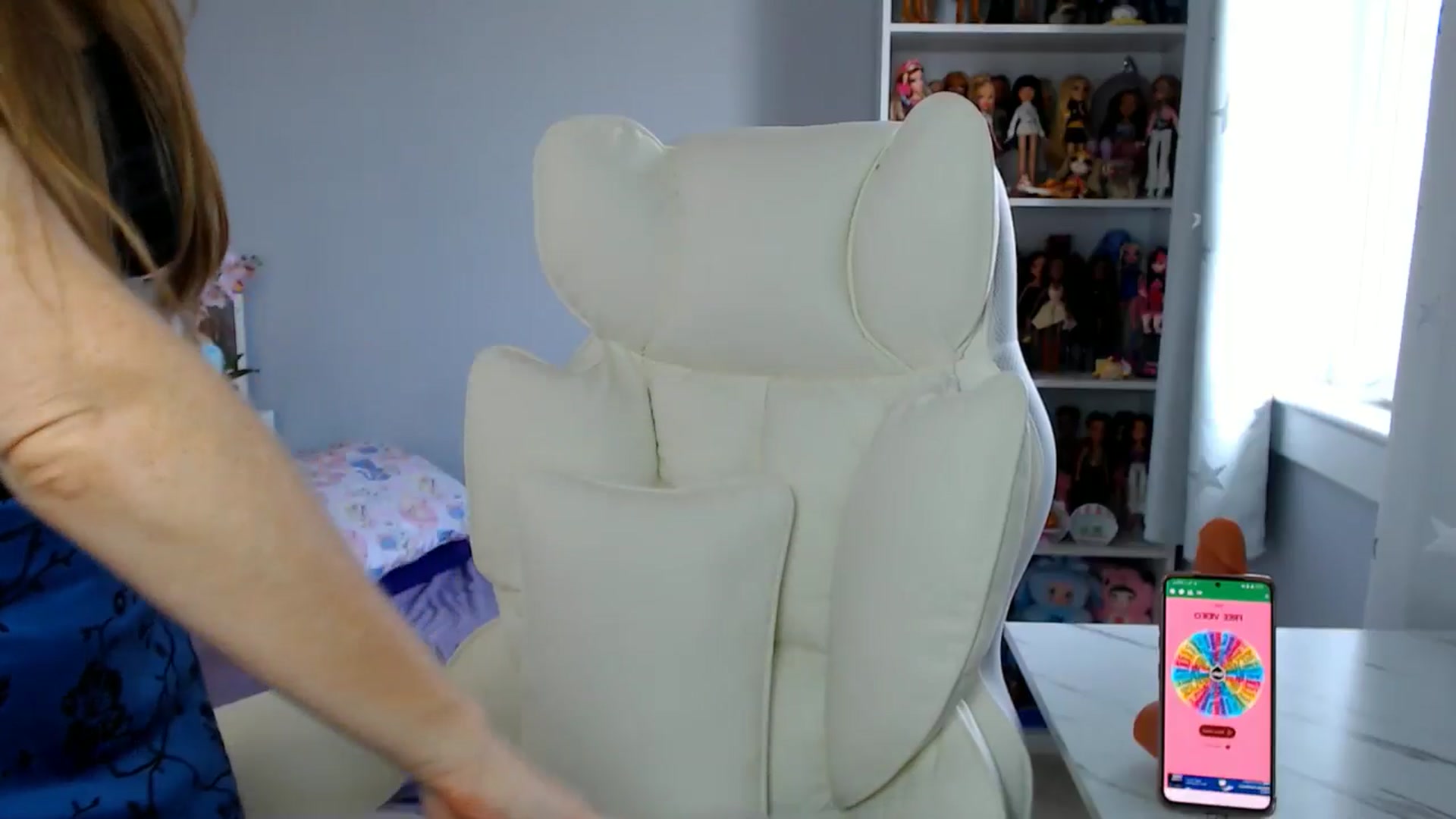 Gallery image thumbnail from GemmaMinx's myfreecams stream on, 09/05/2025, 19:27 image 2 of 20