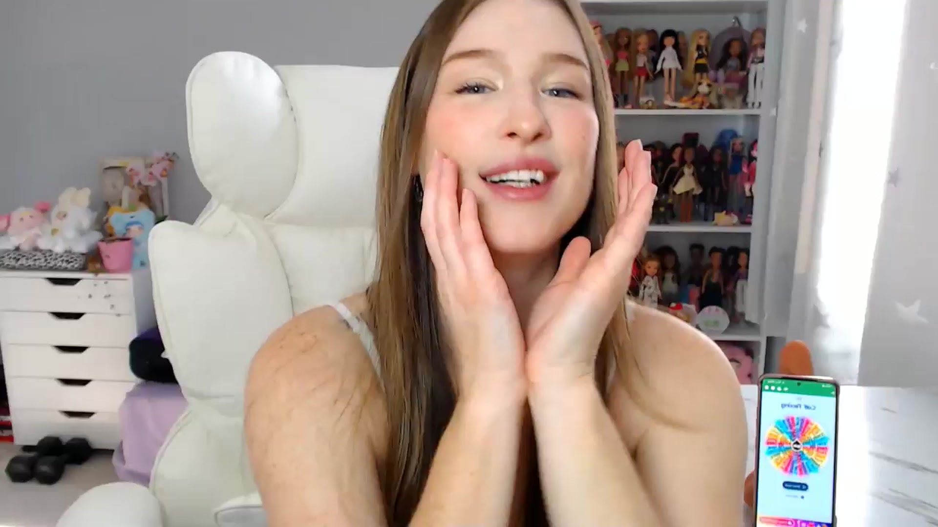 Gallery image thumbnail from GemmaMinx's myfreecams stream on, 09/06/2025, 21:08 image 8 of 20