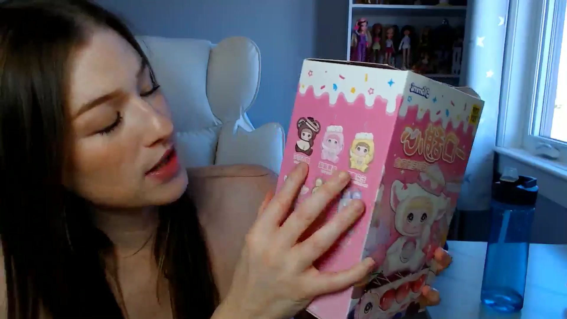 Gallery image thumbnail from GemmaMinx's myfreecams stream on, 09/15/2025, 18:32 image 10 of 20
