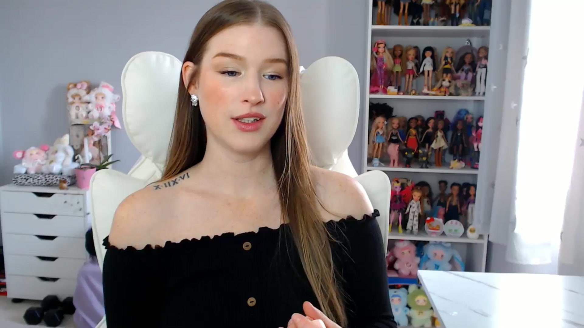 Gallery image thumbnail from GemmaMinx's myfreecams stream on, 09/27/2025, 18:09 image 16 of 20