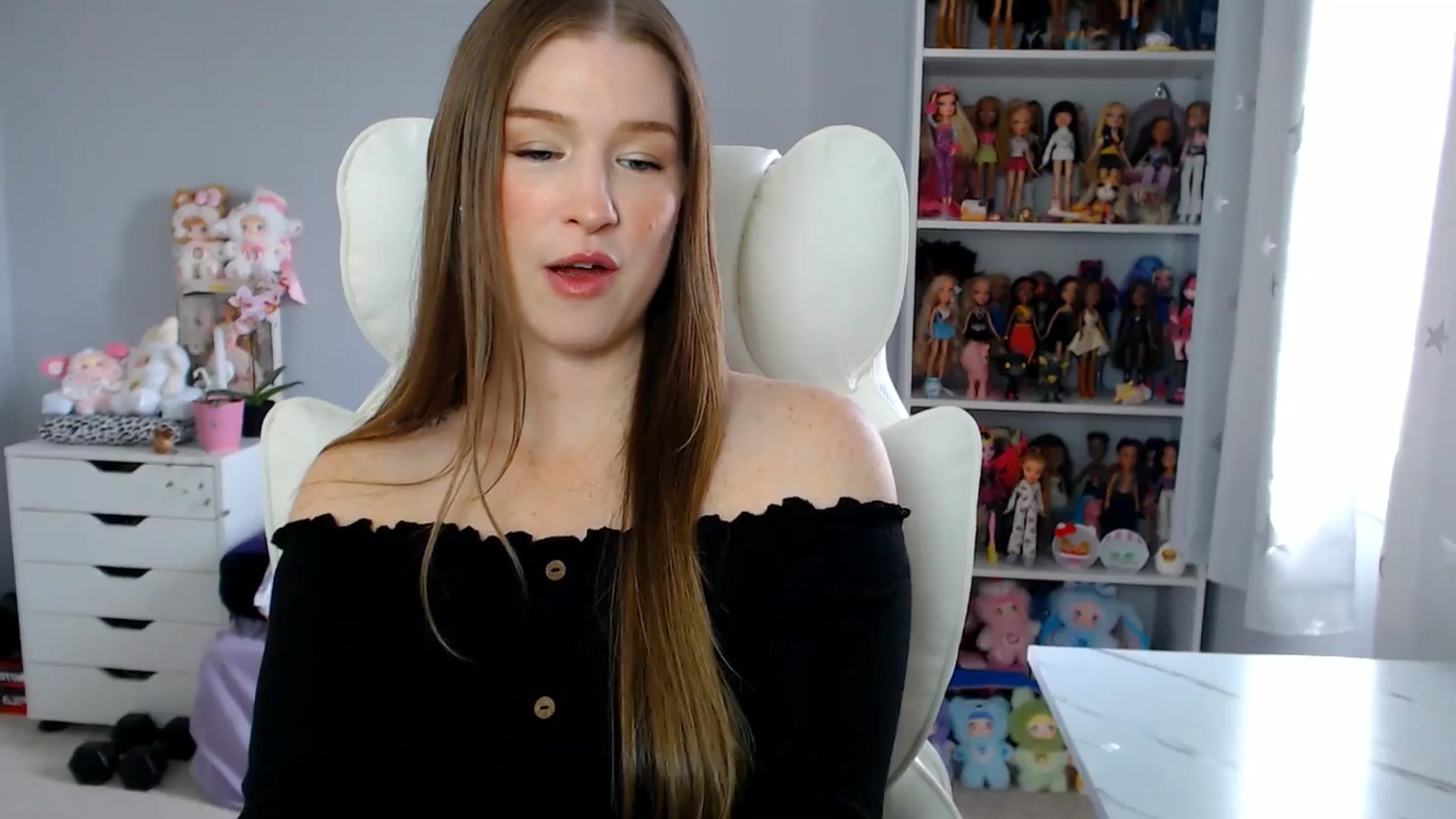 Gallery image thumbnail from GemmaMinx's myfreecams stream on, 09/27/2025, 18:09 image 20 of 20