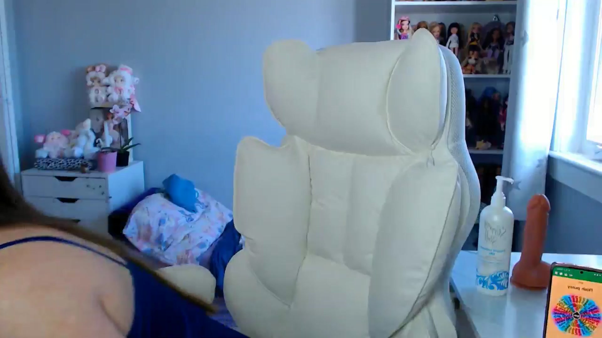 Gallery image thumbnail from GemmaMinx's myfreecams stream on, 09/29/2025, 17:32 image 13 of 20