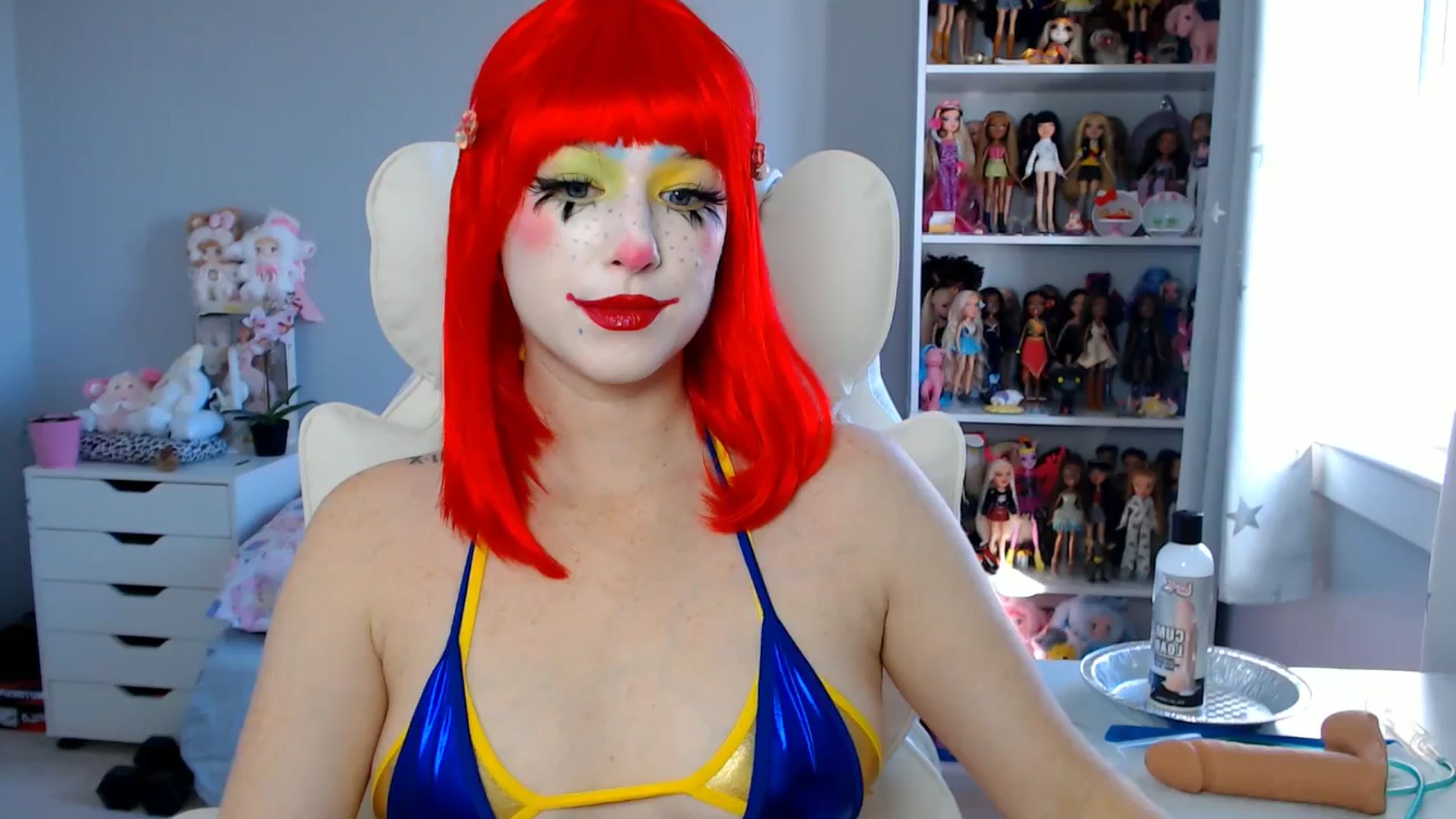 Gallery image thumbnail from GemmaMinx's myfreecams stream on, 10/28/2025, 17:04 image 1 of 20