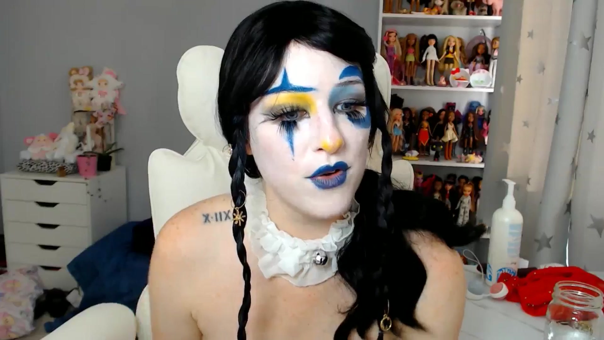 Gallery image thumbnail from GemmaMinx's myfreecams stream on, 10/29/2025, 19:56 image 5 of 20