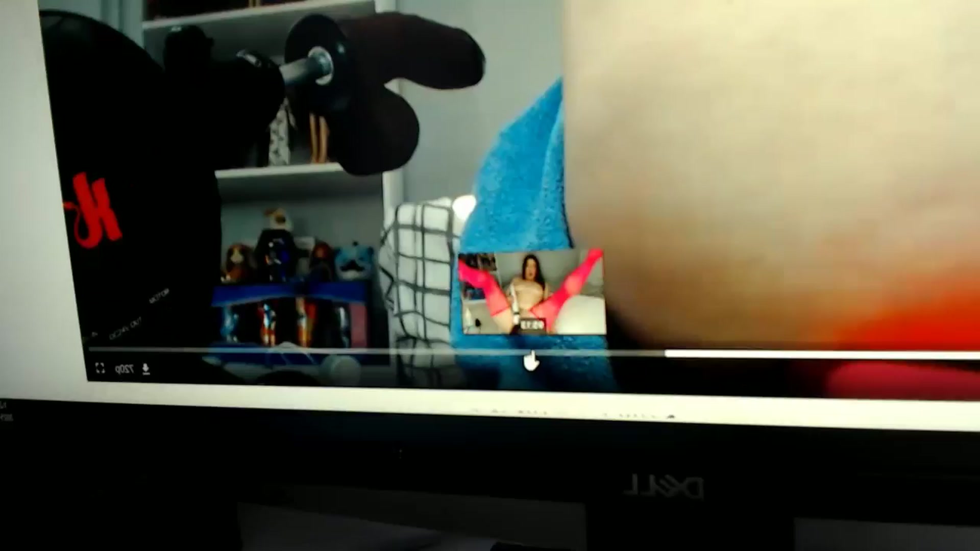 Gallery image thumbnail from GemmaMinx's myfreecams stream on, 11/17/2025, 19:17 image 10 of 20
