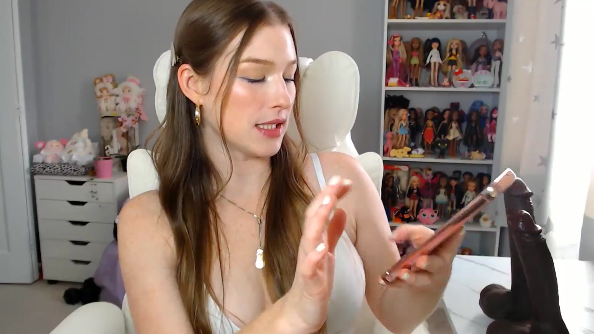 Gallery image thumbnail from GemmaMinx's myfreecams stream on, 11/18/2025, 19:14 image 20 of 20