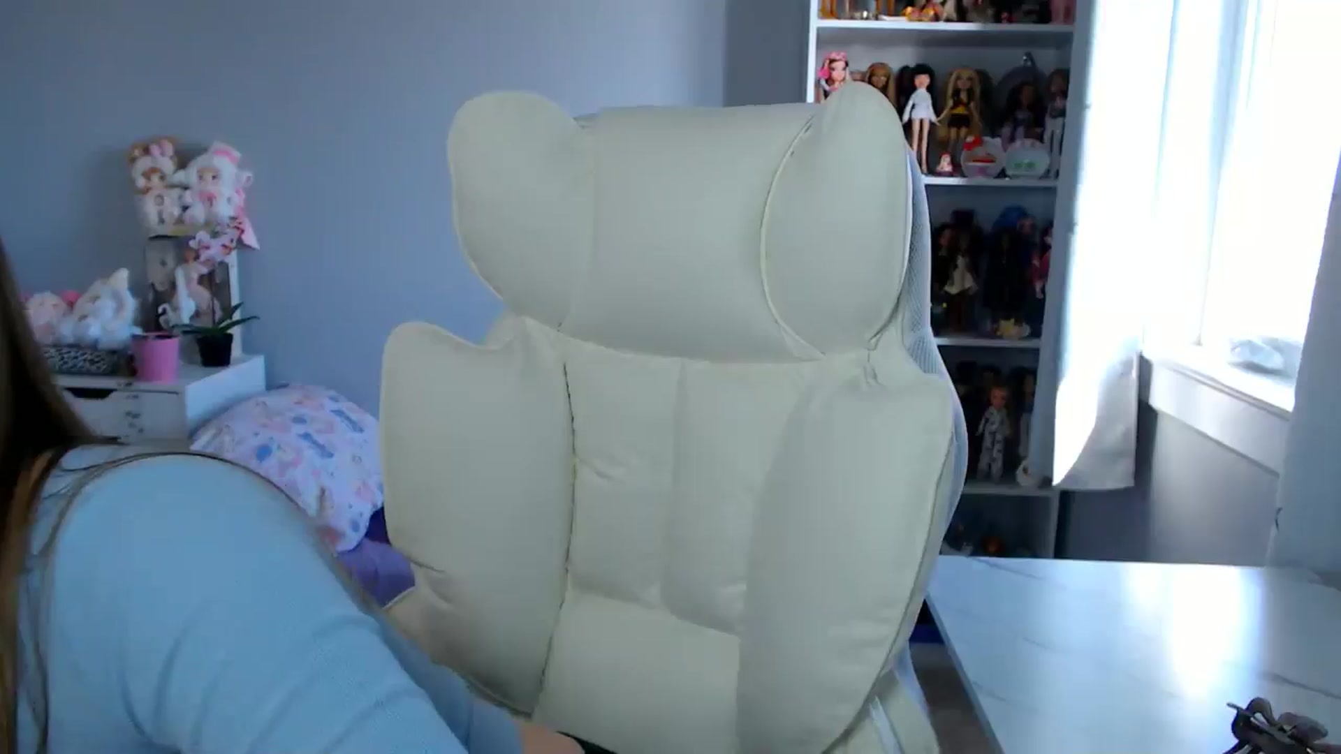 Gallery image thumbnail from GemmaMinx's myfreecams stream on, 11/20/2025, 18:06 image 3 of 20