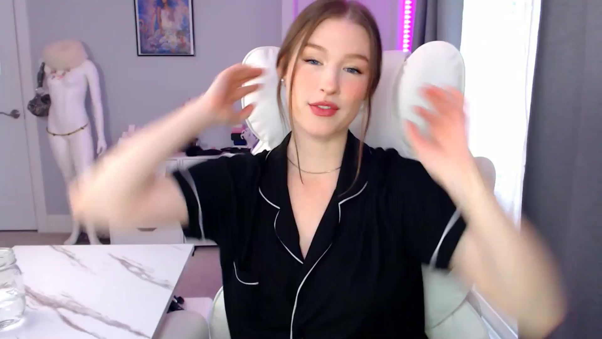 Gallery image thumbnail from GemmaMinx's myfreecams stream on, 01/09/2026, 19:12 image 1 of 20