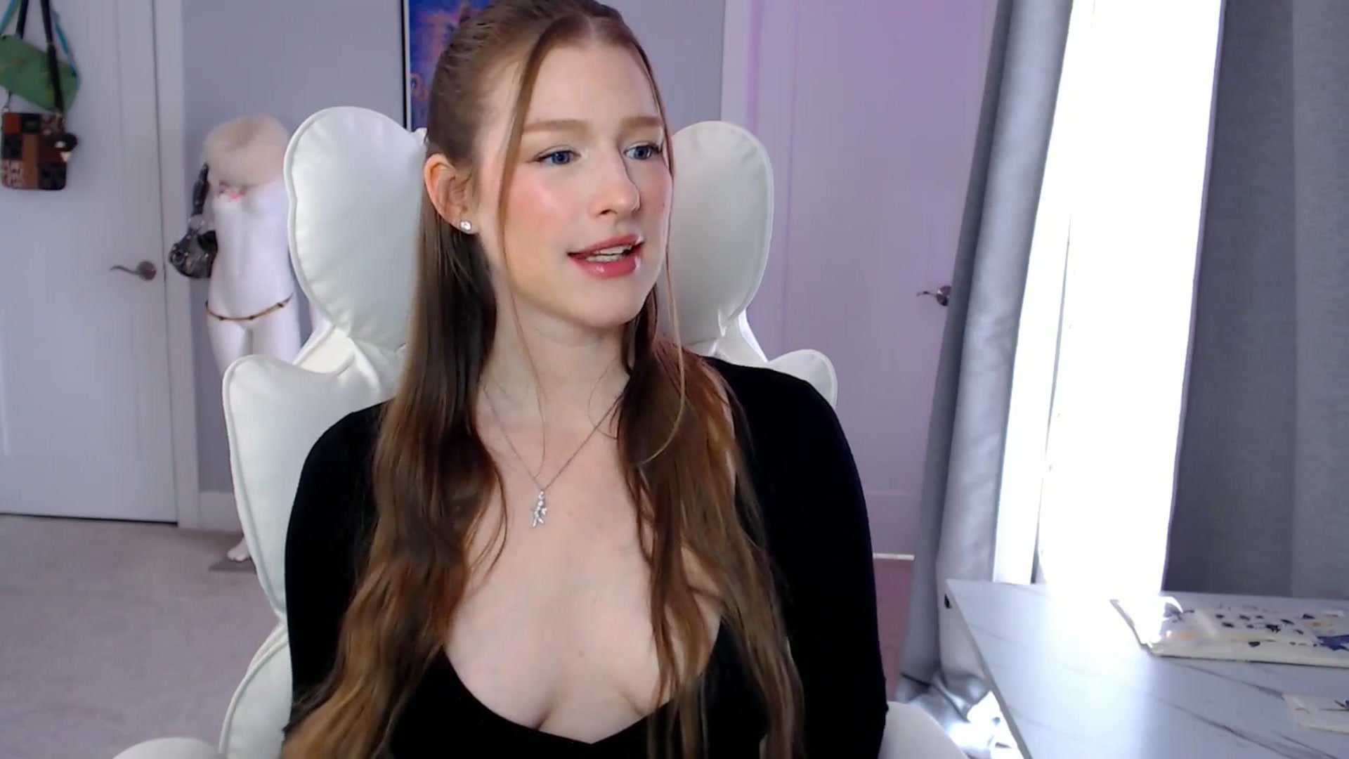 Gallery image thumbnail from GemmaMinx's myfreecams stream on, 03/13/2026, 19:44 image 2 of 20