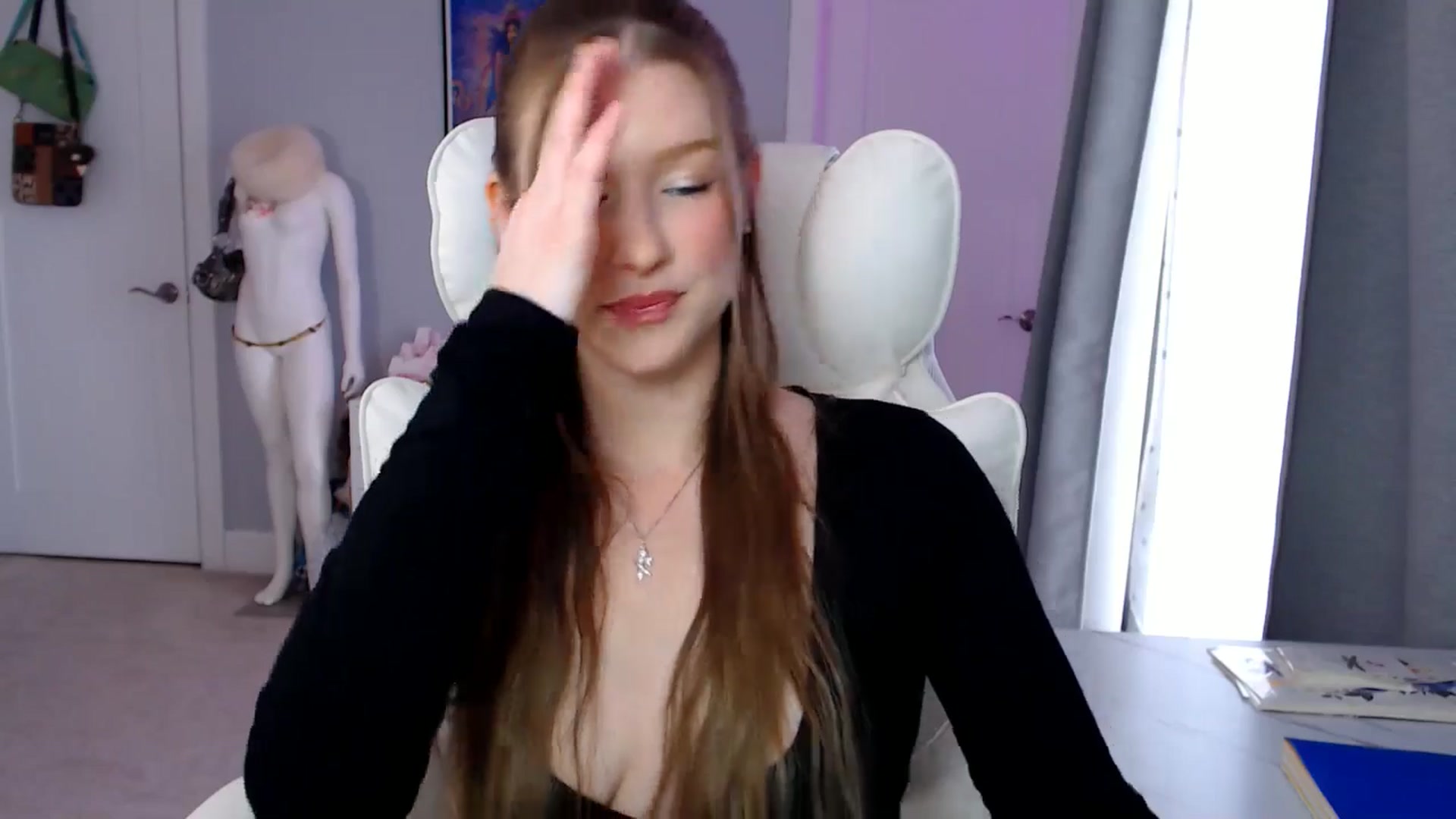 Gallery image thumbnail from GemmaMinx's myfreecams stream on, 03/13/2026, 19:44 image 8 of 20