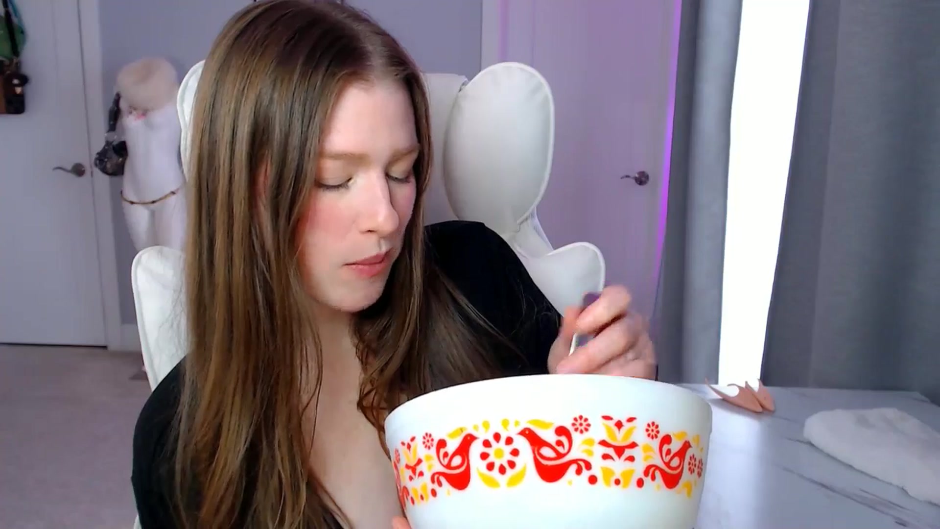 Gallery image thumbnail from GemmaMinx's myfreecams stream on, 03/20/2026, 19:18 image 16 of 20